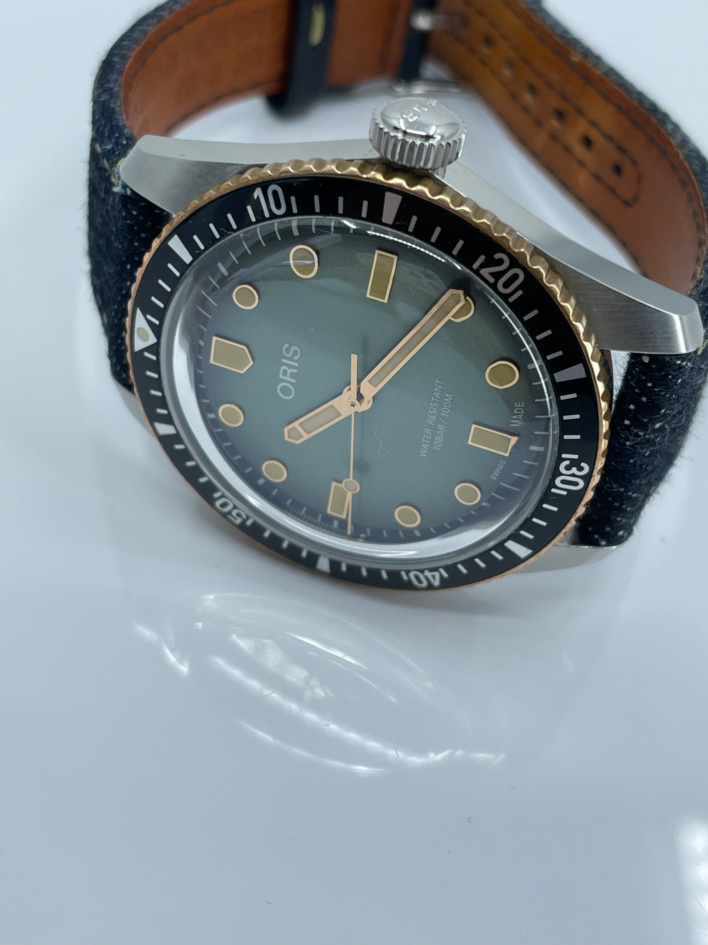 ORIS Divers Sixty-Five x Momotaro Special Edition Automatic (733-7707-4337-Set)