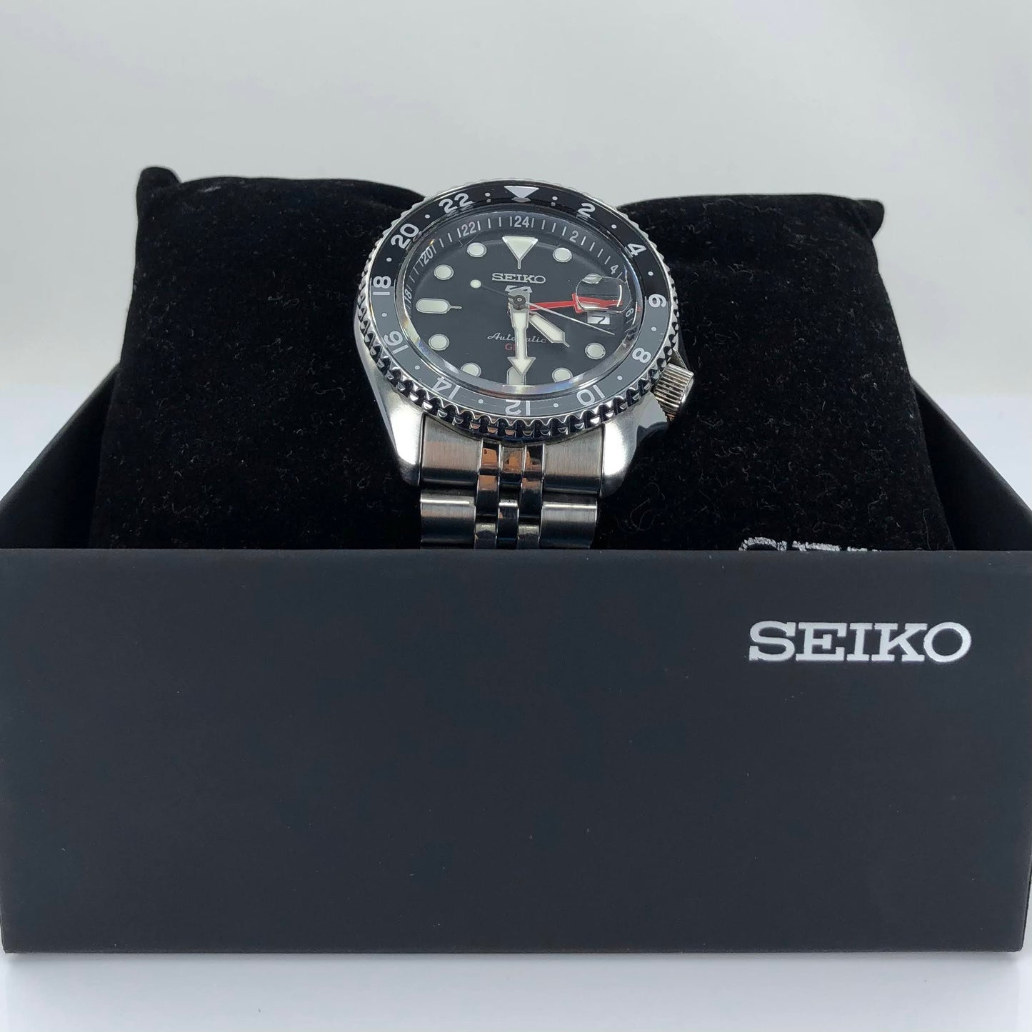 SEIKO 5 Sports GMT Black (SSK001)