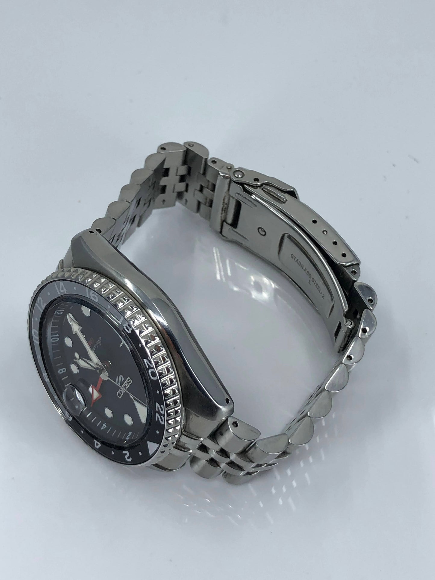 SEIKO 5 Sports GMT Black (SSK001)