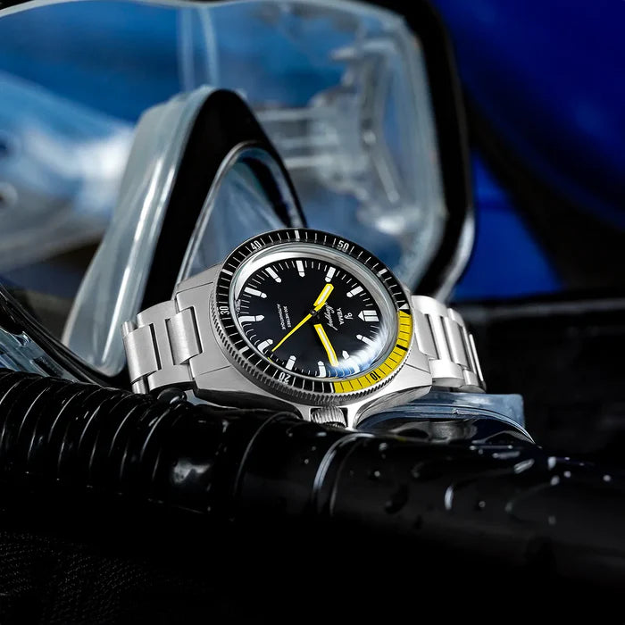 YEMA Navygraf CMM.10 Metal Bracelet 39mm | 21.14.36.SN.M