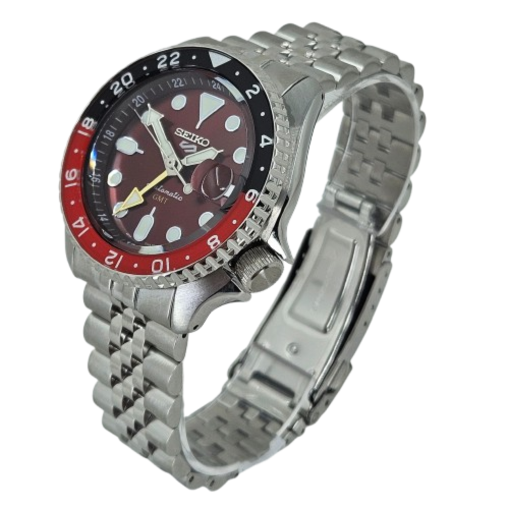 Seiko 5 GMT "Passion Red" Limited Edition (SSK031K1)