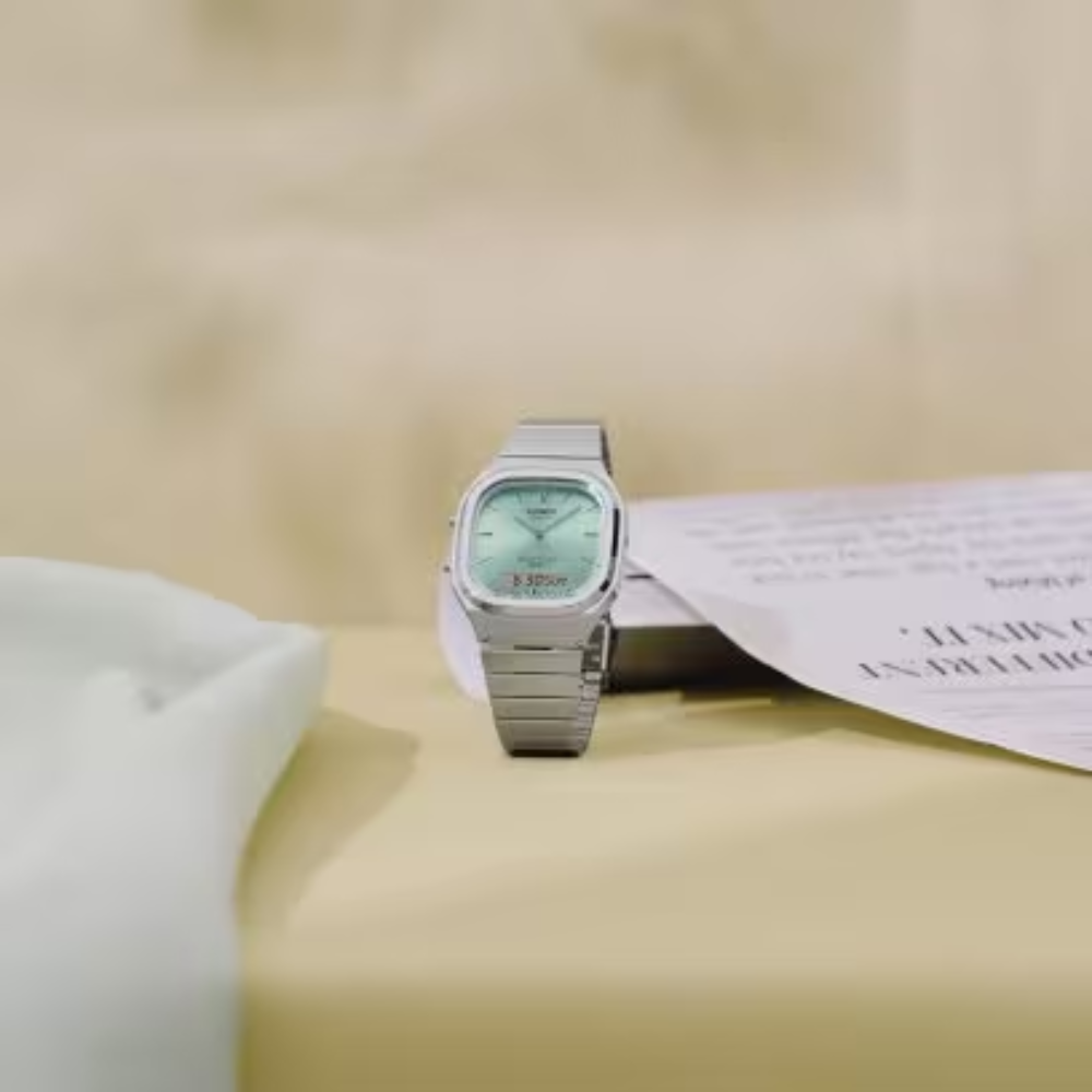 CASIO VINTAGE Quratz Light Blue Dial | AQ240E-2A