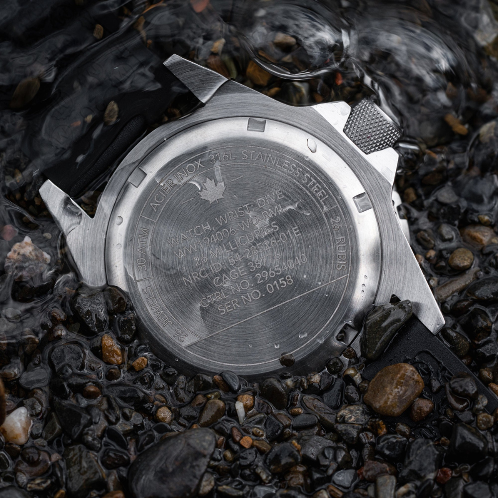 Marathon GSAR® Arctic Edition, Red Maple, Tritium Diver's Automatic 41mm | WW194006SS-1630