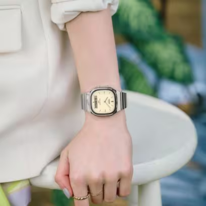 CASIO VINTAGE Quratz Off-White Dial Stainless Steel | AQ240E-7A2