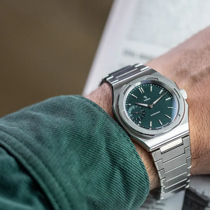 YEMA Wristmaster Slim Small Seconds CMM.29 39mm | 76.26.29.04.SN.M