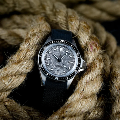 YEMA Superman Slim MoonTide CMM.11 Rubber FKM Viton Integrated Limited Edition 38.5mm  | 12.26.11.66.TNL.U6