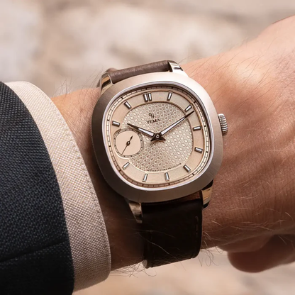YEMA Granvelle Renaissance CMM.29 Salmon Dial 37.5mm | 77.26.29.08.SN.L8