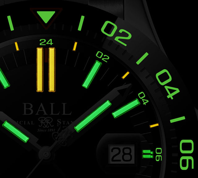 BALL Engineer III Outlier GMT (40mm) Ceramic | DG9002B-S1C-BK
