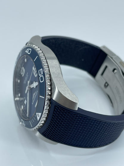 LONGINES HydroConquest 41 mm (L3.781.4.96.6)