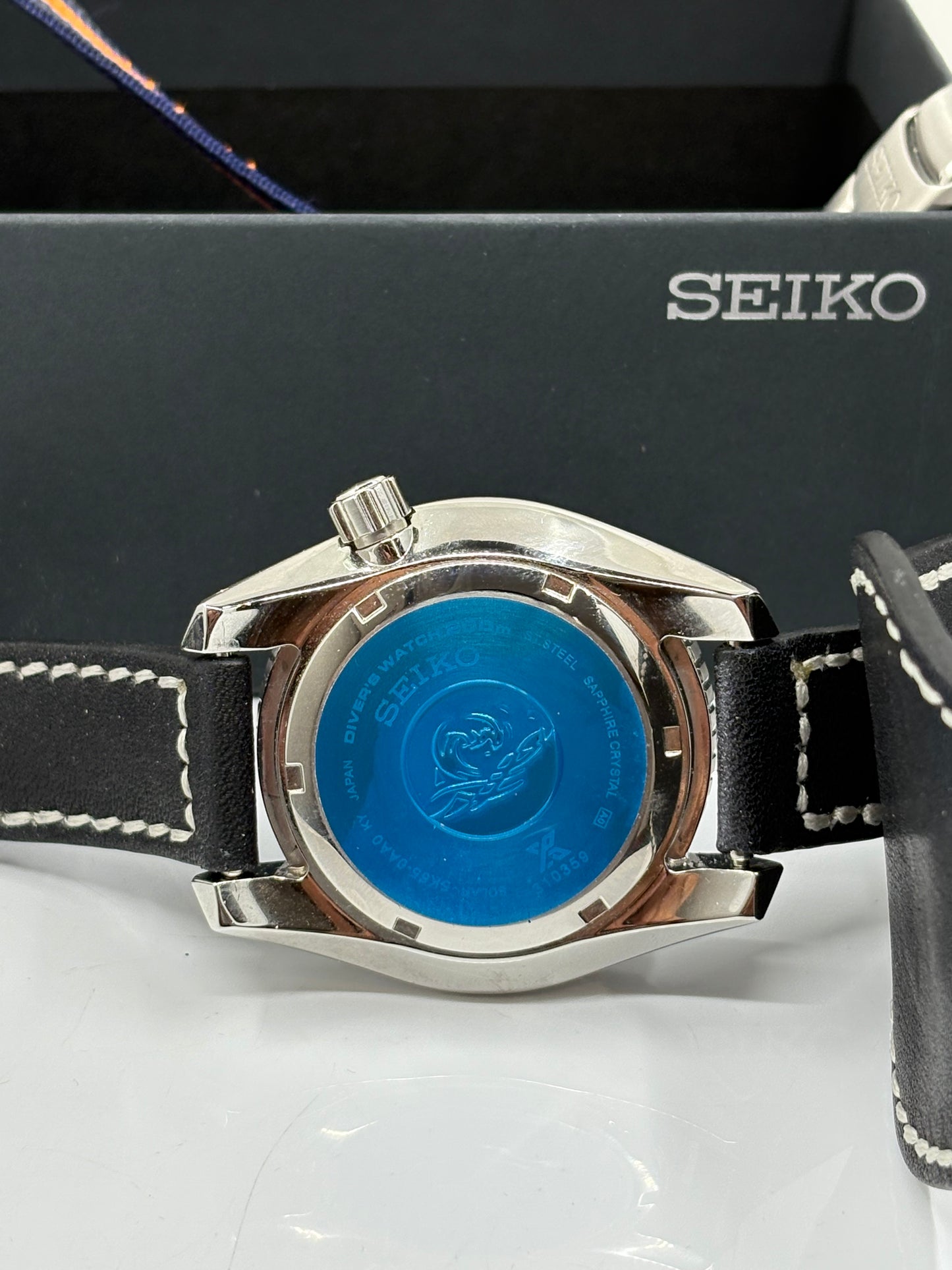 SFK001 - SEIKO Sea Sumo GMT Solar