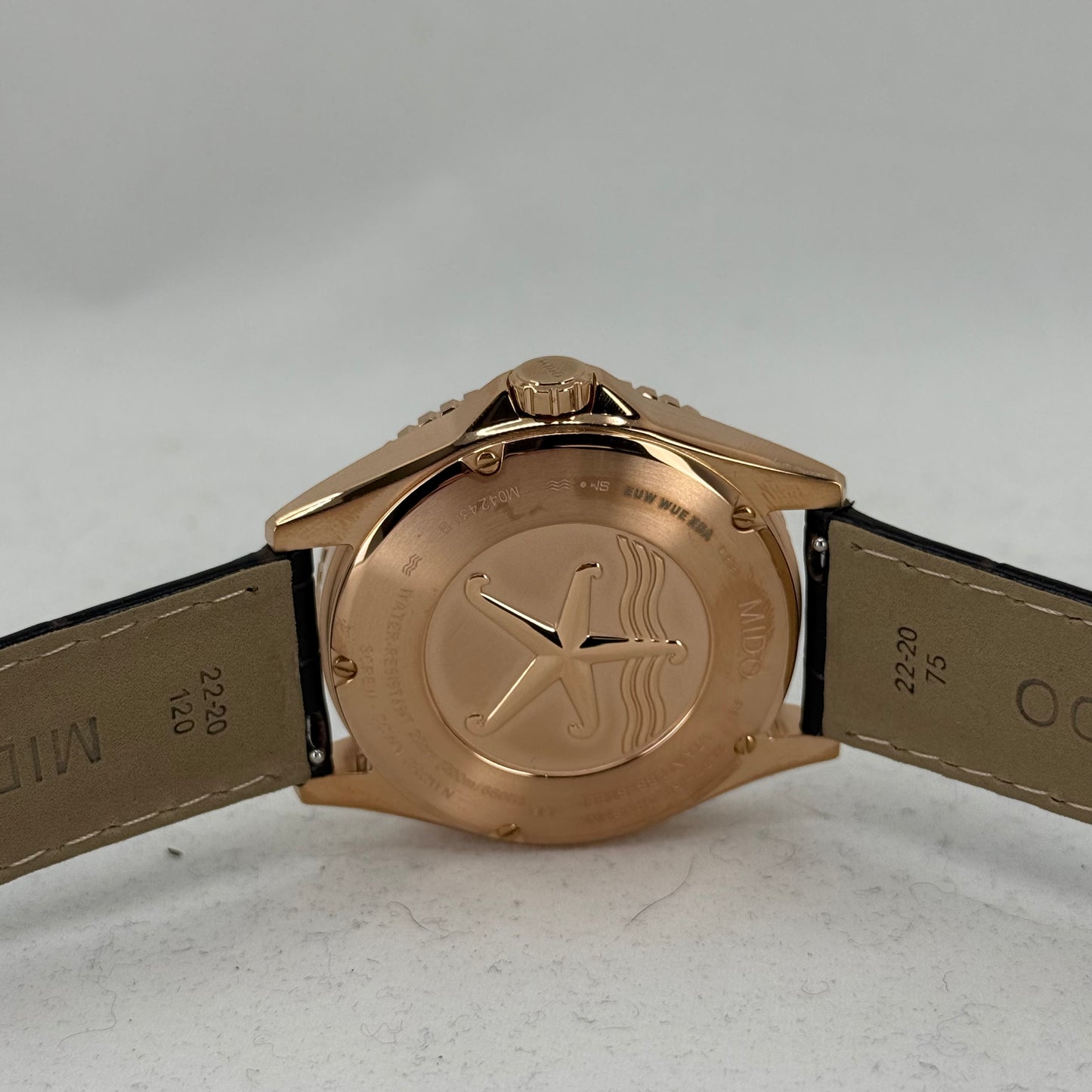 MIDO Ocean Star 200C (M042.430.36.091.00)