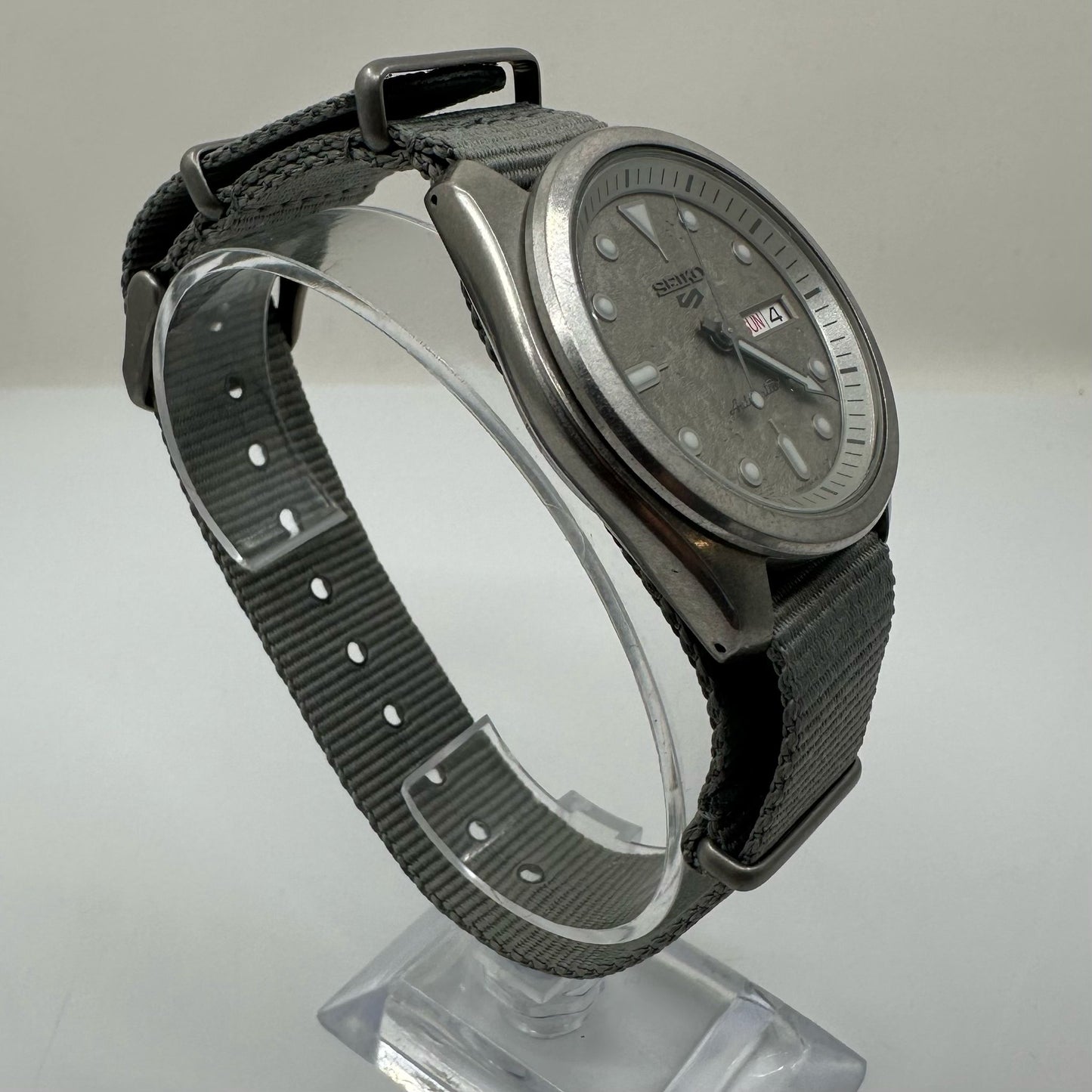 Seiko 5 Concrete 40mm (SRPG63K1)